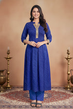 Blue Leheriya Printed Georgette Kurta thumbnail 2