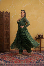 Green Foil Printed Flared Kurta Pant Set thumbnail 1