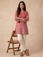 Dusty Rose Ethnic Motif Printed Straight Tunic Kurti thumbnail 1
