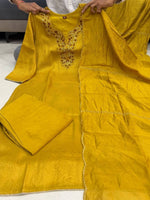 Paimara Royal Kanjivaram Silk Designer Kurthi Set thumbnail 6