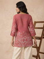 Dusty Rose Ethnic Motif Printed Straight Tunic Kurti thumbnail 4