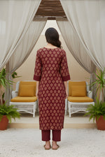 Maroon Cotton Printed Straight Kurta Pant Set thumbnail 2