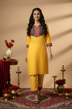 Woman Cotton Yellow Kurti-Pant Set thumbnail 4
